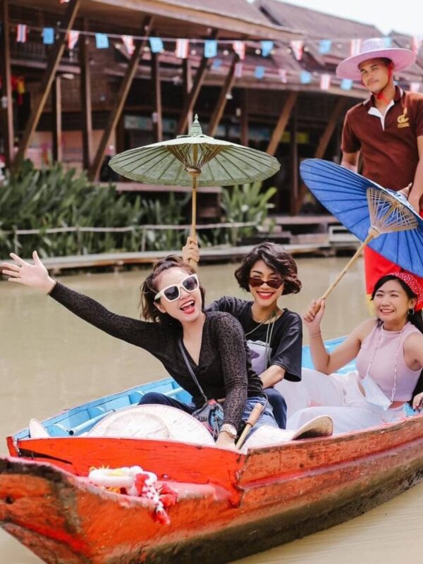 Pattaya Bangkok Rowing Boat
